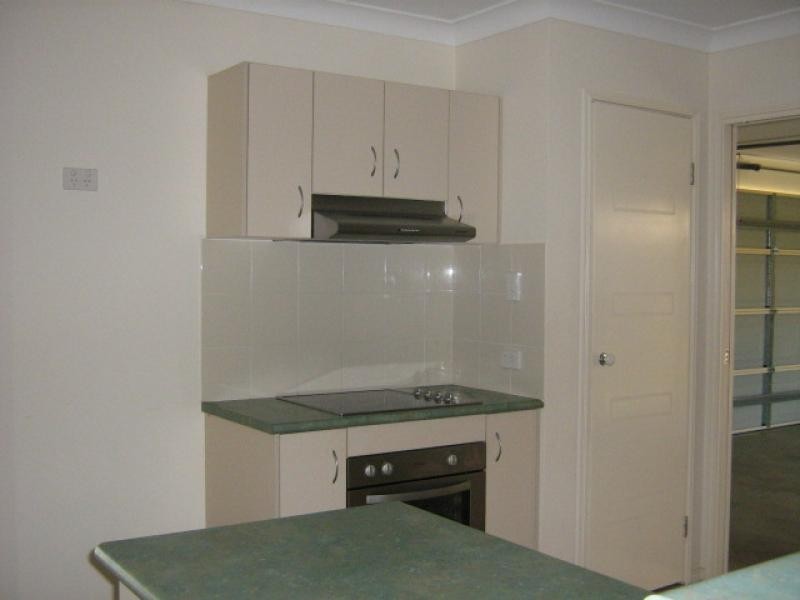 33 Baden Jones Way, North Booval QLD 4304