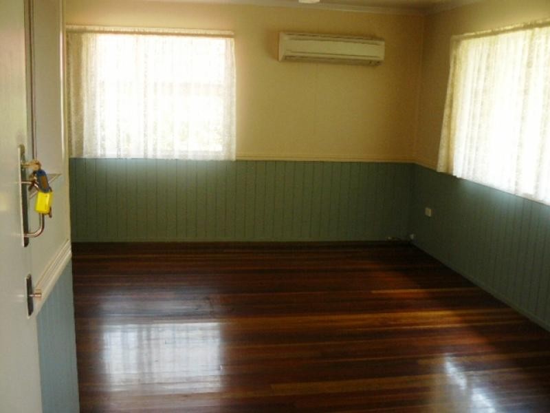 12 Jardine Street, Leichhardt QLD 4305