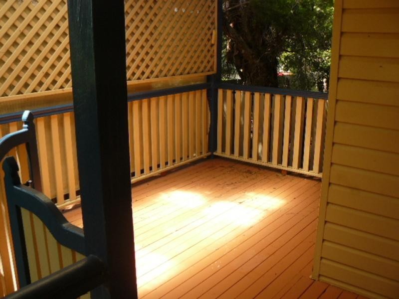 12 Jardine Street, Leichhardt QLD 4305