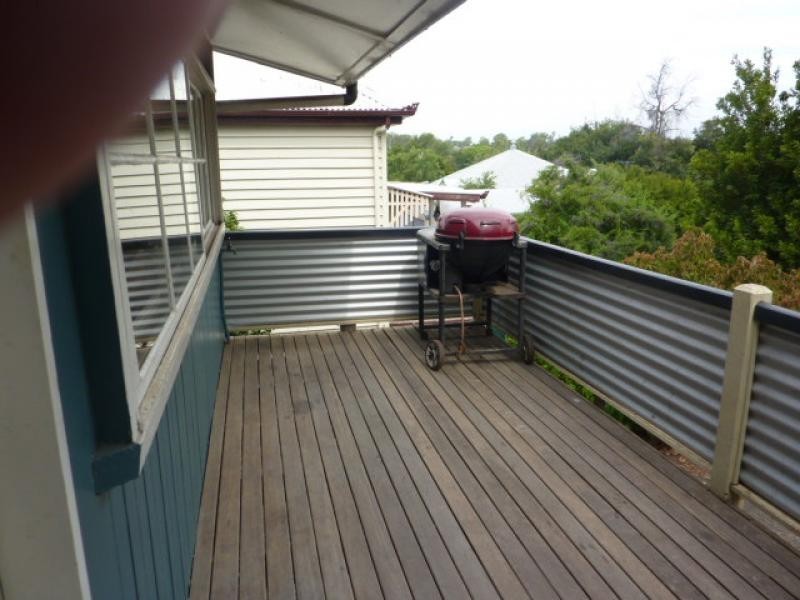 30 Park Street, Ipswich QLD 4305