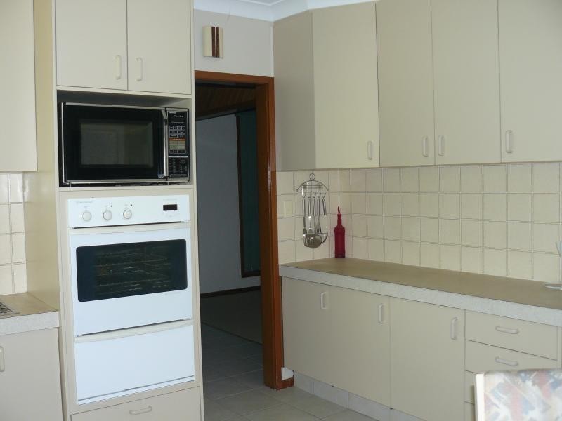 9 Box Street, Yamanto QLD 4305
