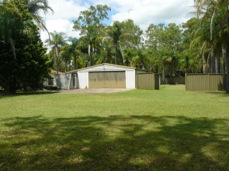 9 Box Street, Yamanto QLD 4305