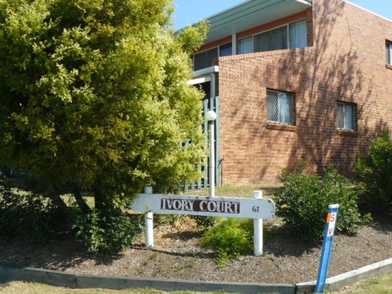 4/61 South Station Road, Booval QLD 4304