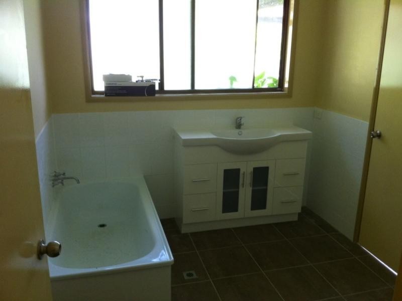 9 Azolla Court, Fernvale QLD 4306