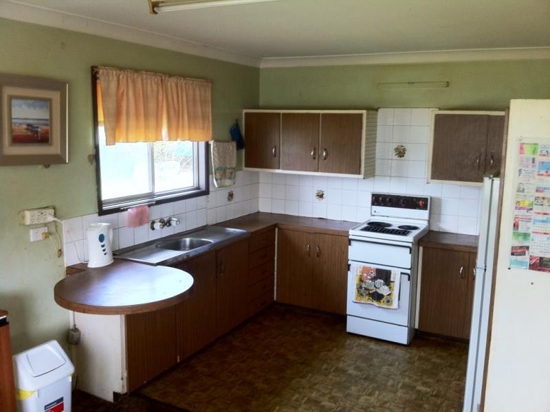 19 Balfour Street, Coalfalls QLD 4305