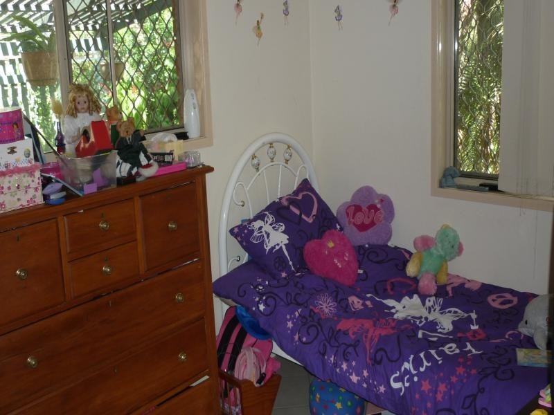 6 Short Street, Walloon QLD 4306