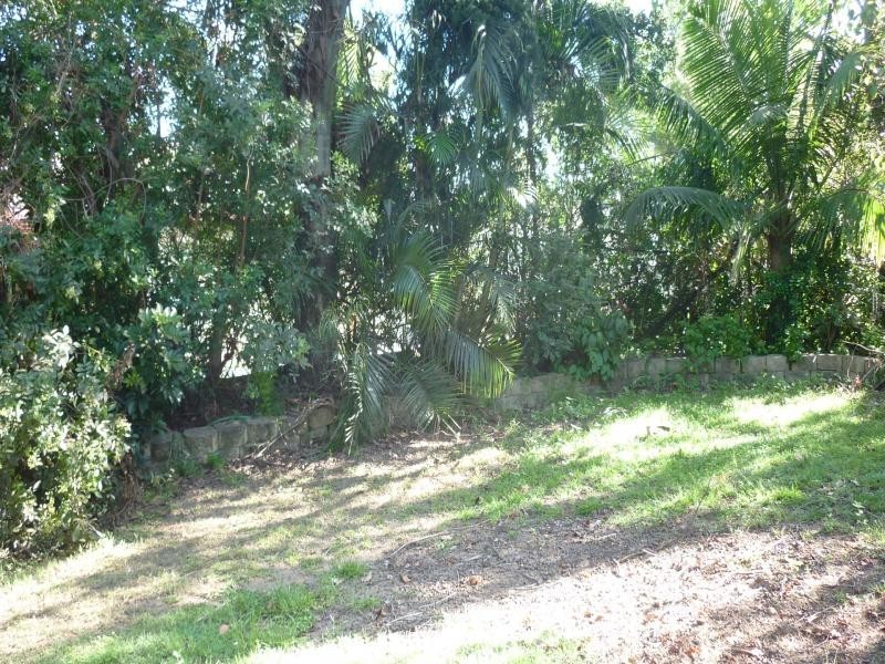 6 Short Street, Walloon QLD 4306