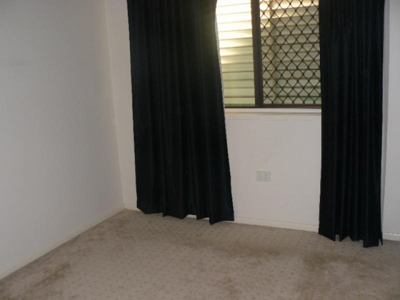 23 Pine Street, Flinders View QLD 4305