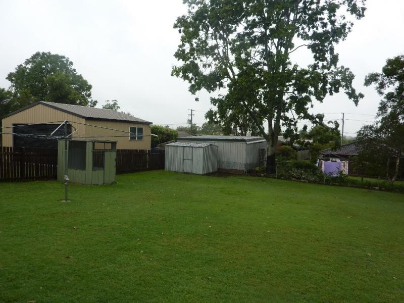 118 High Street, Brassall QLD 4305