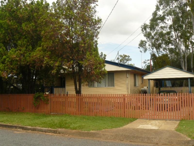 12 Jardine Street, Leichhardt QLD 4305