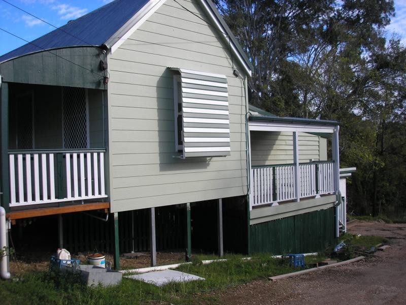 18 Hume Street, Woodend QLD 4305