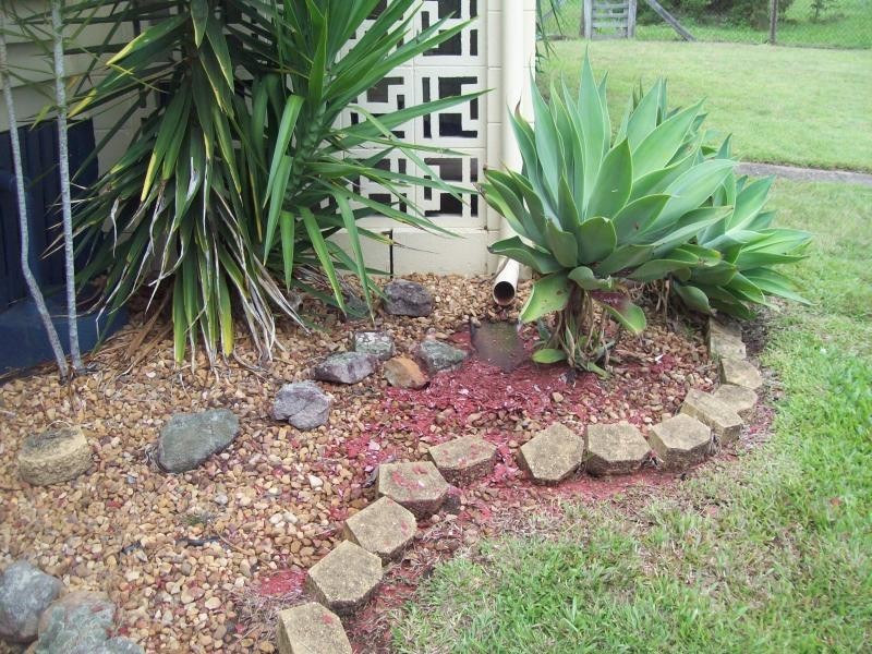 17 Hamilton Street, Booval QLD 4304