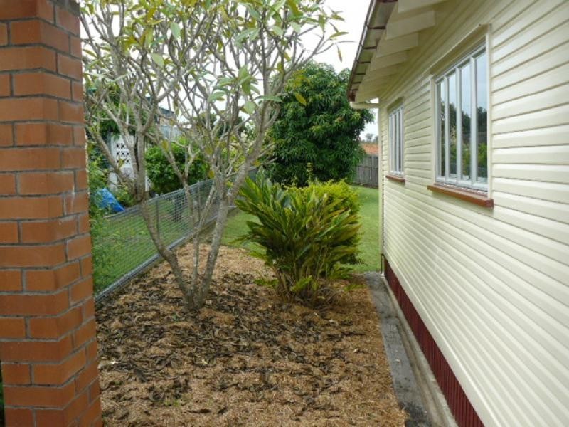 62 Alice Street, Silkstone QLD 4304
