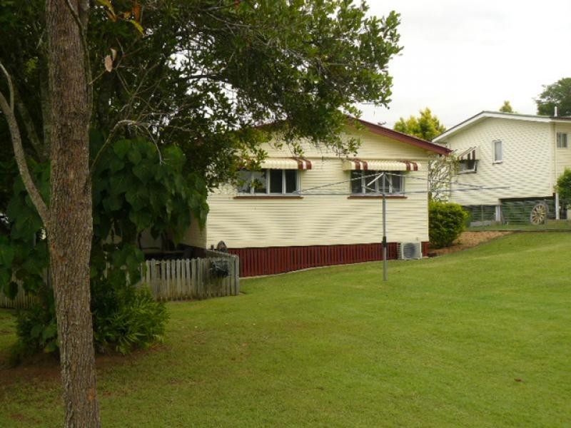 62 Alice Street, Silkstone QLD 4304