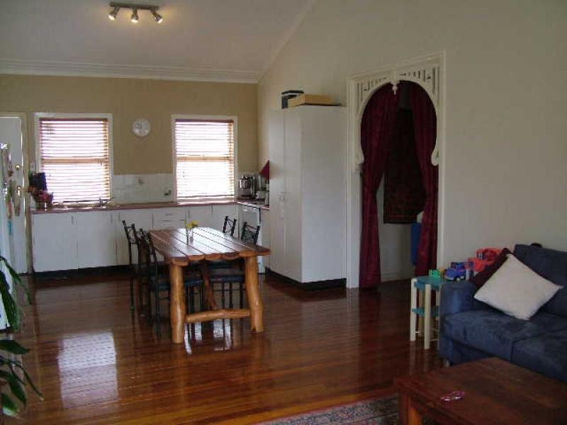 4 Hopetown Street, Tivoli QLD 4305