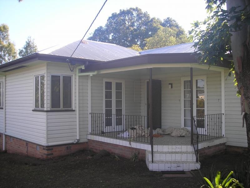39 Vineyard Street, One Mile QLD 4305