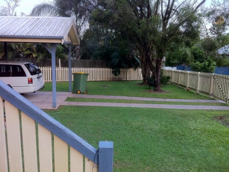 20 Gibbs Street, Riverview QLD 4303