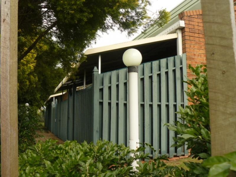 4/61 South Station Road, Booval QLD 4304