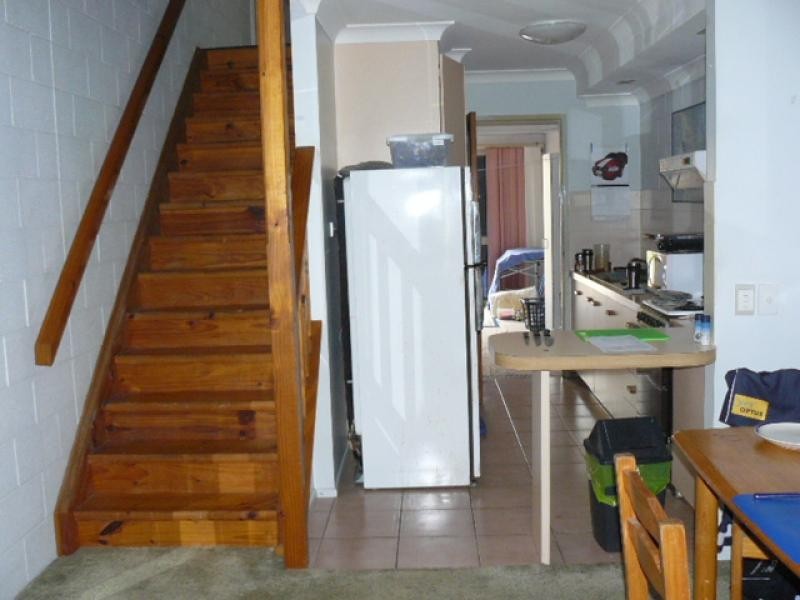 4/61 South Station Road, Booval QLD 4304