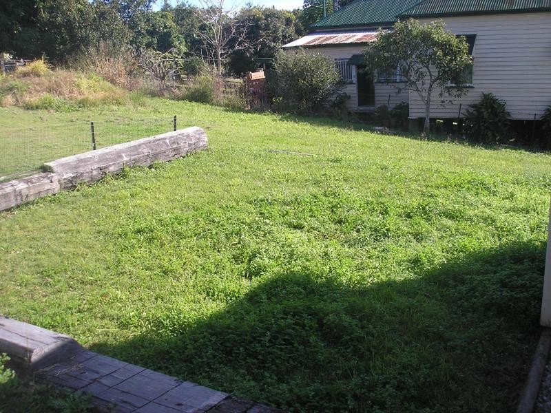 5 Lawrence Street, North Ipswich QLD 4305