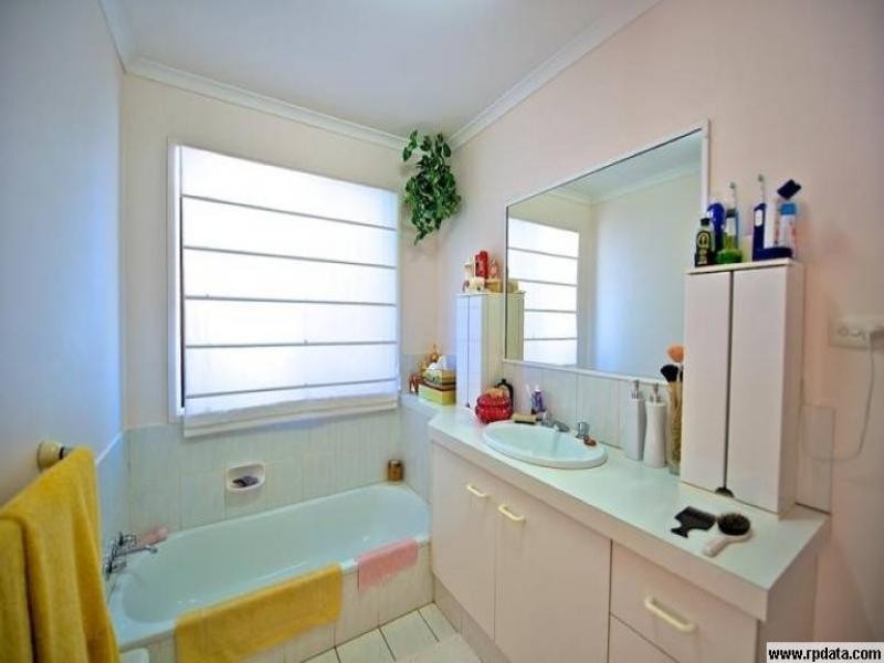 9 Illabo Court, Karana Downs QLD 4306