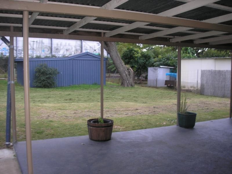 40 Railway Street, Booval QLD 4304