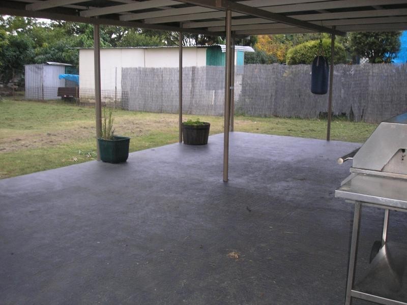 40 Railway Street, Booval QLD 4304