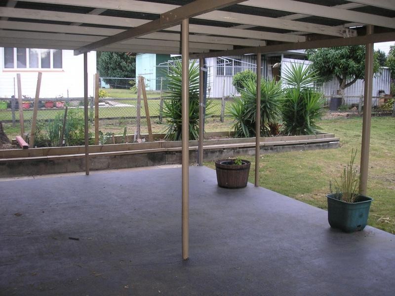 40 Railway Street, Booval QLD 4304