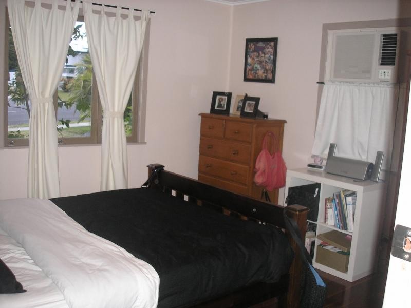 40 Railway Street, Booval QLD 4304