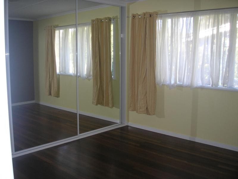 20 Bremer Parade, Basin Pocket QLD 4305