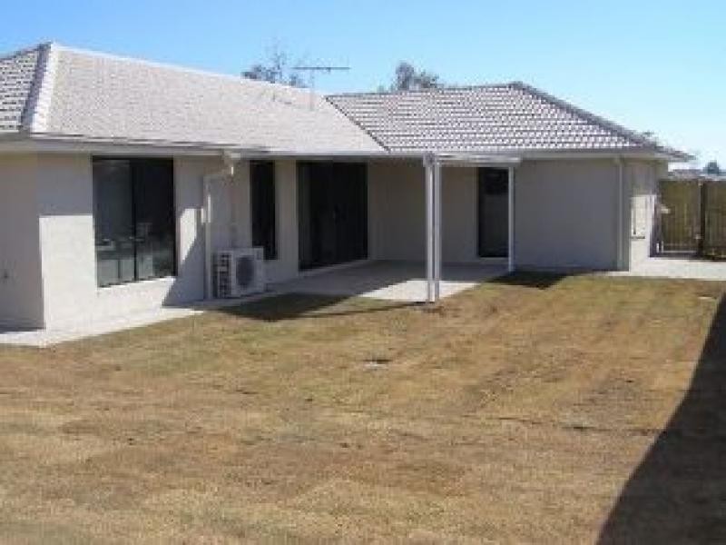 94 Jacaranda Drive, Yamanto QLD 4305