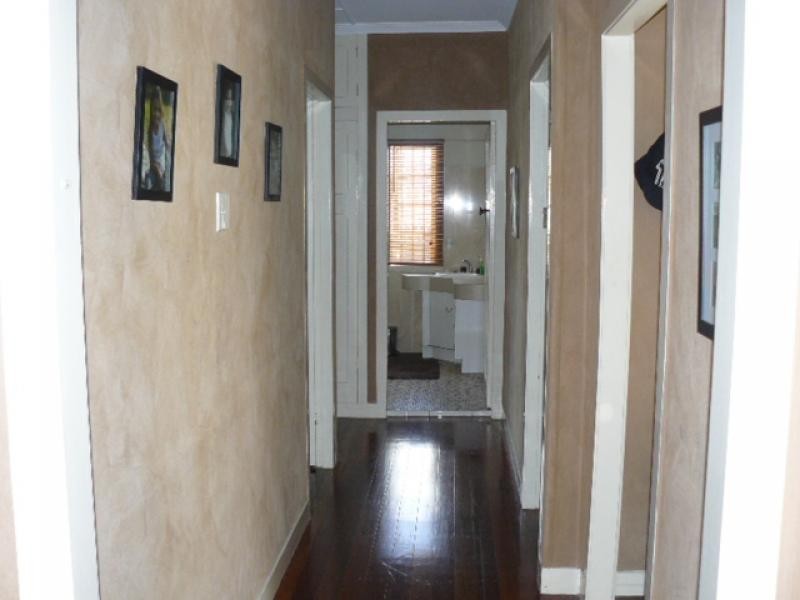 10 Boundary Street, Bundamba QLD 4304