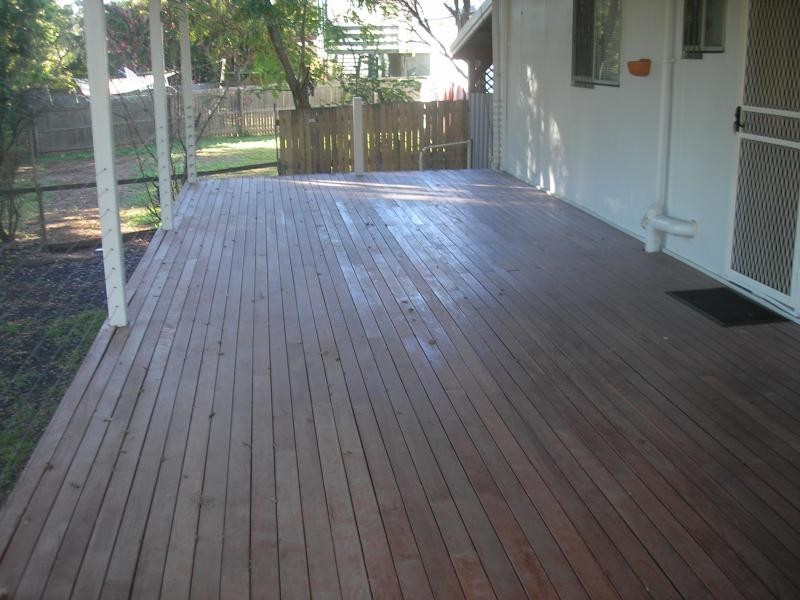 4 Helen Street, North Booval QLD 4304