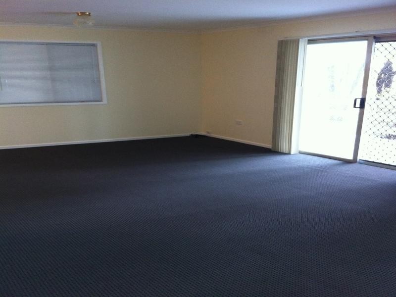 4 Helen Street, North Booval QLD 4304