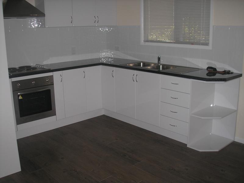 4 Helen Street, North Booval QLD 4304