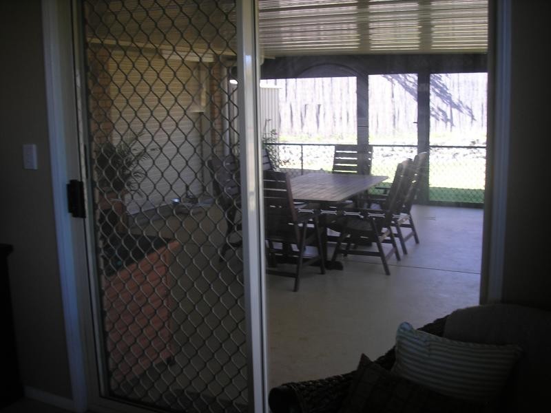 71 Sandalwood Drive, Yamanto QLD 4305