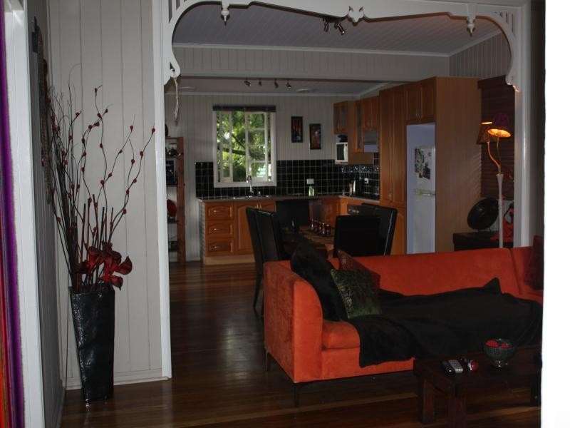 16 Murphy Street, Ipswich QLD 4305