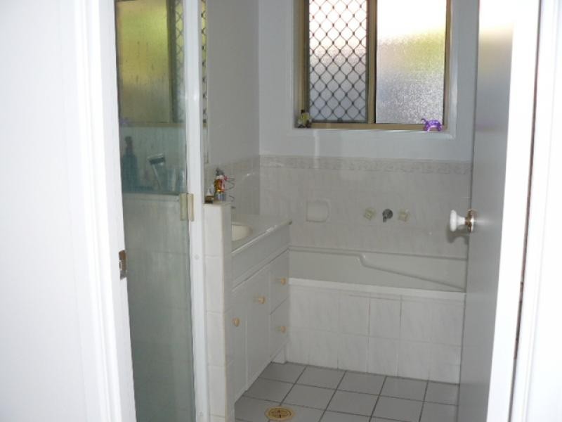 226 Eagle Street, Collingwood Park QLD 4301