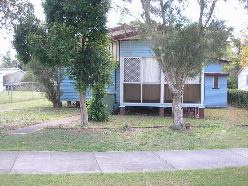 43 Hayes Street, Brassall QLD 4305