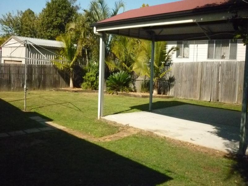 6 Bass Street, Leichhardt QLD 4305