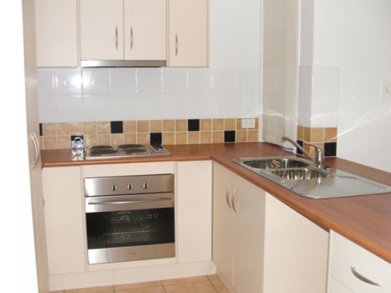 89 Anna Drive, Raceview QLD 4305