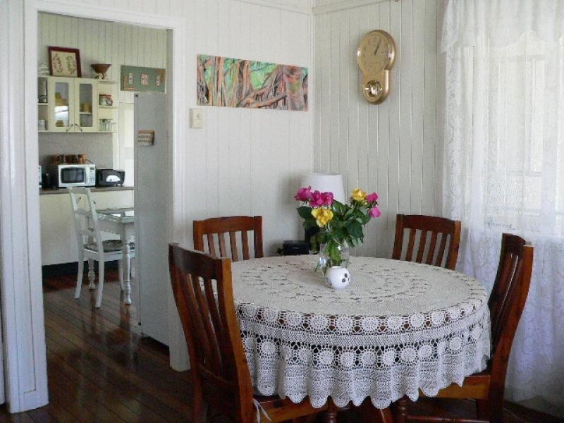 8 McGrath Lane, Booval QLD 4304