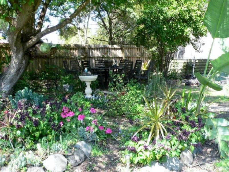 8 McGrath Lane, Booval QLD 4304