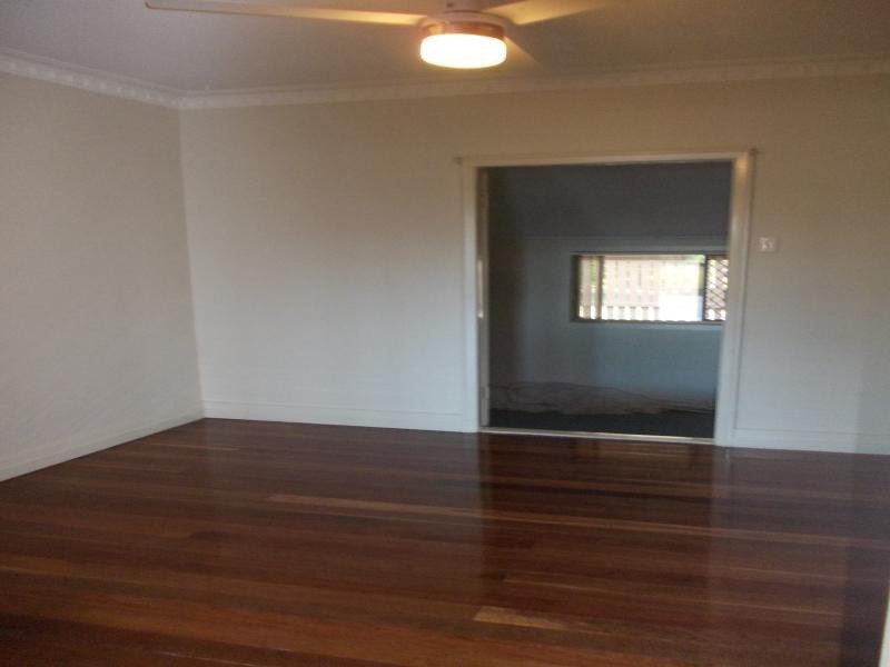 99 Brisbane Road, Booval QLD 4304