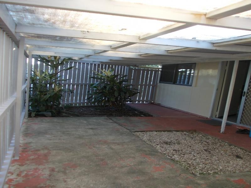 99 Brisbane Road, Booval QLD 4304