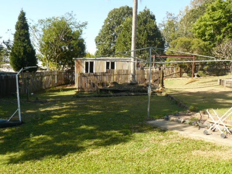 16 Braeside Road, Bundamba QLD 4304