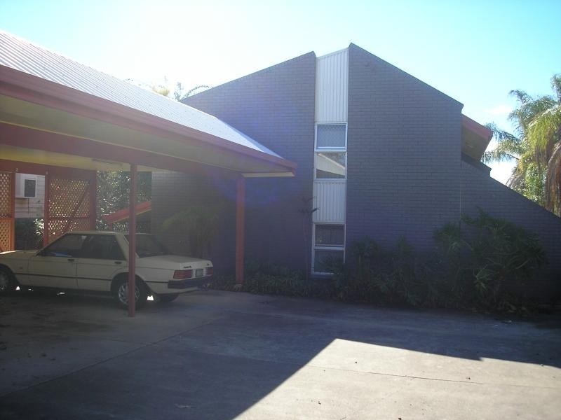 2/11 South Street, Ipswich QLD 4305