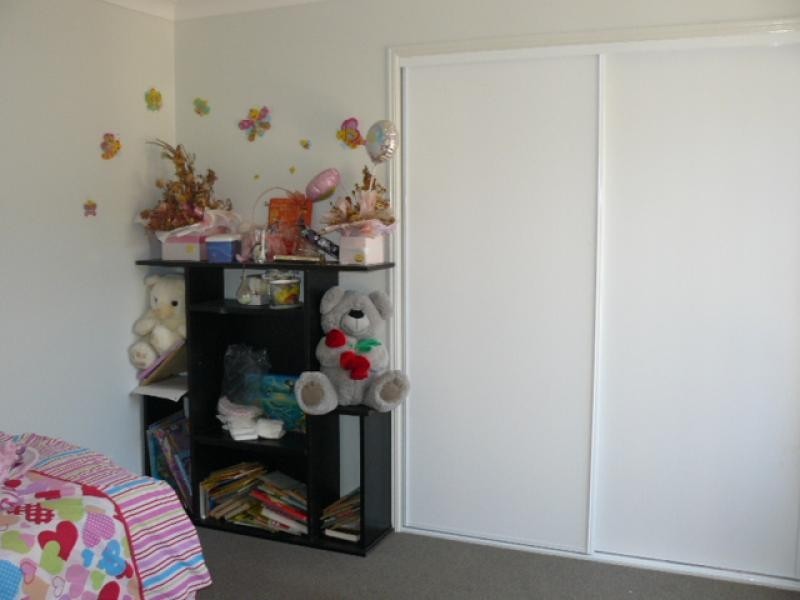 50 Pancarrow Crescent, Raceview QLD 4305