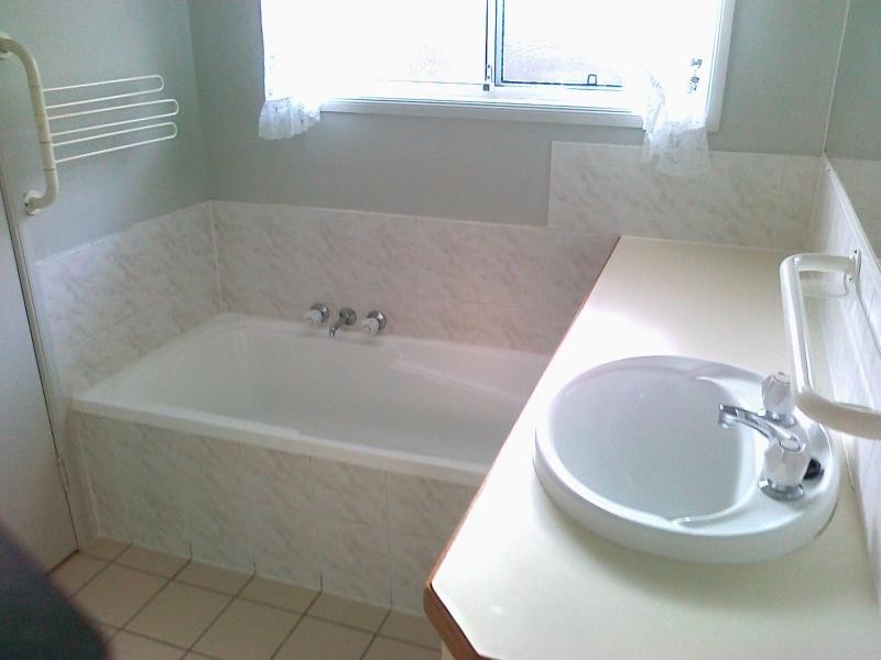 5 Lisa Court, Raceview QLD 4305