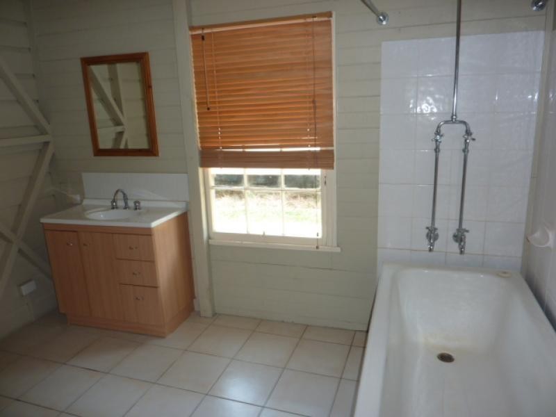 19 Bowen Street, Woodend QLD 4305